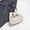 Bolsa de Mão de Pelúcia Moda Outono Inverno Transfronteiriça 2026 Nova Super Quente Versátil Bolsa de Ombro Simples Grande Capacidade Bolsa Transversal