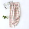 Distribución y entrega de shorts de gasa de algodón puro para el hogar de primavera y verano para mujeres y hombres, holgados y cómodos, se pueden usar para salir, pijamas de talla grande