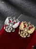 Asas de Anjo Retrô Europeias e Americanas Insígnia Masculina Broche de Terno Fivela de Alfinete Feminina Cobra Personalidade Corsage Medalha Acessórios