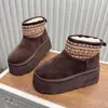 Zapatos de Invierno para Mujer Botas de Algodón Forradas de Felpa Zapatos de Algodón Grandes del Noreste Nieve Algodón 2026 Nueva Moda Versátiles Botas de Nieve de Suela Gruesa para Mujer