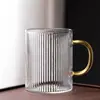 Copo de vidro para beber com padrão vertical atacado de fábrica com alça xícara de chá café doméstica copo de vidro doméstico transparente copo de chá doméstico de vidro