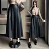 Saia de couro feminina, novo estilo outono e inverno, cintura alta, comprimento médio, saia evasê, cobre o quadril, emagrecedor, saia midi de couro