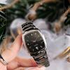 Reloj de cuarzo para damas de moda casual en vivo de fábrica directo net red marca de moda nuevo reloj de pulsera de acero para estudiantes