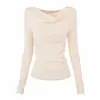 Blusa de tricô feminina de manga longa com decote U e design ombro a ombro, perfeita para looks de outono e inverno, apresentando cintura marcada estilo francês e uma estética suave e feminina