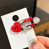 Novo Grampo de Cabelo em Forma de Coração com Strass Estilo Coreano com Embelezamento Completo de Diamantes, Presilha de Franja de Alta Qualidade e Exquisite, Grampo para Fixar o Cabelo Lateral, Acessório de Cabelo