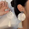 Brincos de Concha com Pingente de Franja para Mulheres, Design Exclusivo, Estilo de Férias, Brincos de Luxo Leve, Brincos de Alta Qualidade