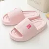 Envío Gratis Zapatillas Súper Tallas Grandes para Hombre Calzado de Casa Interior Resistentes al Desgaste Suela Suave EVA Exterior Pareja Antideslizantes Zapatillas Venta al por Mayor