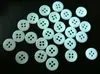 Fornecimento de Botões de Resina Multicor de Quatro Furos com Borda Fina de 11,5mm Acessórios de Roupas Dopamina Botões de Camisa