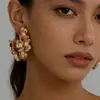 Pendientes de Moda Europea y Americana Transfronterizos Versátiles Exagerados Multicapa de Flor en Forma de C, Incrustados con Perlas, Pendientes Elegantes y Únicos de Lujo Ligero