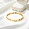 Pulseira Xuping Simples com Design Vazado Quadrado Geométrico Emendado Liga de Cobre Moda Europeia e Americana Transfronteiriça Joias Personalizadas para Mulheres