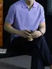 Estilo de Luxo de Alta Qualidade|Camisa Polo Manga Curta Piquet de Algodão Respirável e Amiga da Pele para Homens, Gola Minimalista de Gaivota, Cor Sólida, Branco de Verão