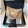 Bolsa de Veludo de Grande Capacidade Outono e Inverno 2025 Nova Bolsa Feminina Versátil Casual e Estilosa Bolsa de Ombro Bolsa Tote para o Trabalho
