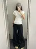 Camiseta Branca de Manga Curta para Mulheres, Novo Estilo de Verão, Roupas Femininas Super Estilosas Estilo Coreano, Top Curto de Gola Redonda para Mulheres Baixas, Perfeito para Usar em Camadas