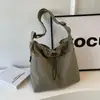 2026 Bolso Nuevo de Tela de Nylon para Mujer Bolso Tote Gran Capacidad Verano Cruzado Versátil Bolso de Hombro para Clase y Viajes