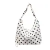 Bolsa Tote Feminina 2026 Outono Nova Moda para o Trabalho, Grande Capacidade, Bolsa de Ombro Transversal com Bolinhas Única e Simples