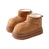 Botas de nieve de suela gruesa para mujer, otoño e invierno, forradas de polar, cálidas, zapatos de algodón de caña corta, retro, antideslizantes, cuero y pelo integrados, mocasines perezosos