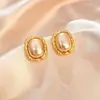 Set de Aretes de Perla con Borde Dorado Ovalados, Estilo Otoño e Invierno, Pendientes Elegantes de Gama Alta Retro de Hong Kong al por Mayor