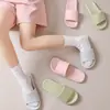 Pantuflas de Verano para Mujer para Interiores y Hogar con Sensación de Pisar Heces, Pantuflas de Eva Antideslizantes de Suela Gruesa para Baño para Parejas, Adecuadas para que los Hombres las Usen Afuera