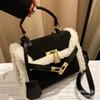 Venta al por mayor de fabricantes Bolsos Pequeños para Mujer 2026 Nuevos de Moda Venta Caliente Transfronteriza Bolsos Pequeños de Felpa Bolsos Cuadrados Pequeños de Hombro Cruzado