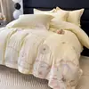 Conjunto de quatro peças de algodão bordado Venus, amigável à pele, conjunto simples e luxuoso de algodão, conjunto de cama de quatro peças para uso doméstico