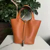 Cesta de Verduras Artesanal Hecha a Mano con Hilo Encapsulado de Cuero de Vaca de Primera Capa Personalizada de Fábrica con Herrajes Completamente de Acero Borde Untado con Aceite Cepillado Portátil Forma de K Artesanal