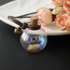 Adorno para Colgar en el Coche Pequeña Crisantemo Bola de Cristal Colgante para Coche Colgante de Perfume para Coche Estilo Fresco Artístico Decoración para Colgar en el Coche para Mujeres