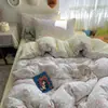 Juego de Cuatro Piezas de Algodón Puro Lavado Grado A Materno e Infantil, Sábana y Funda de Edredón Frescas Estilo Ins, Juego de Tres Piezas con Sábana Ajustable para Dormitorio Estudiantil