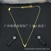 Coleção de Chegadas Diárias: Dior, Chanel, Lv, Gucci, Tiffany Pulseiras, Brincos, Colares, Broches, Itens de Marca no Atacado