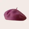 Boina de lana de color liso de alta gama para mujer, hace que el rostro se vea más pequeño, sombrero de pintor, material engrosado, moderno y versátil, venta al por mayor de boinas