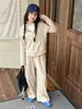 Conjunto Outono Estilo Coreano para Meninas 2026 Novo Modelo Moletom com Capuz e Zíper Cardigã Calça de Pernas Largas Conjunto de Duas Peças Calça Reta