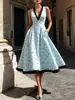 Vestido Estampado de Cuello en V Profundo Estilo Francés Transfronterizo Nuevo Modelo 2026 Comercio Exterior Bloques de Color Adelgazante Sexy Vestido de Gala Suministro del Fabricante