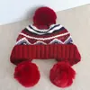 Gorro de Punto con Rayas Jacquard Estilo Fair Isle con Bola de Pelo para Mujer en Otoño e Invierno Cálido y a Prueba de Frío Gorro de Lana Versátil Casual con Protección para los Oídos