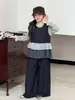 Conjunto de moda para niñas, nuevo estilo otoño 2026, conjunto de tres piezas para niños mayores estilo coreano: camiseta básica, chaleco, pantalones de pierna ancha para primavera y otoño