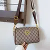 Bolsas de Comercio Exterior para Mujer 2025 Nuevo Bolso Cuadrado Pequeño Retro Transfronterizo de Hombro Único Bolso Cruzado Estampado Bolso Casual tipo Almohada Presbiópico