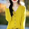 Casaco cardigã de malha de algodão puro com decote em V, novo para outono e inverno, modelagem solta, estiloso, de manga comprida, top feminino simples estilo coreano
