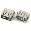 Enchufe USB de doble cara A macho A tarjeta trasera semicerrada Pegamento blanco sin conexión a tierra Apple 2.0 carcasa de hierro serie de zócalos de enchufe ciego positivo y negativo