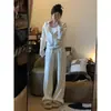 Conjunto de Ropa Deportiva de Alta Gama de Moda para Mujer para Primavera y Otoño, Estilo Europeo, Conjunto de Dos Piezas de Sudadera Beige Casual, Elegante y Rejuvenecedor