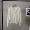 [Bizheng] 2025 Nuevo Otoño Estilo Coreano Elegante Cuello Redondo Versátil Efecto Adelgazante Manga Larga Camiseta de Punto Básica para Mujer 5286