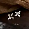Brincos de Flor Prateados Minimalistas Estilo Nicho Estiloso Cool Brincos Estéreo Simples Doces Elegantes para Mulheres