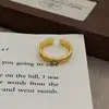 Anillos apilables de estilo palacio de lujo discreto con esmalte dorado retro chino, florales tallados, nuevo estilo chino dopamina