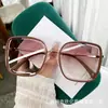 Gafas de Sol de Marco Grande de Alto Gama con Nuevo Color Degradado 2026, Efecto Adelgazante Sin Maquillaje, Elegantes Gafas de Sol para Mujer con Protección UV para Influencers
