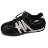 Zapatos de Entrenamiento Alemanes de Cuero Suave Retro Color Verde Oliva para Mujer 2026 Otoño Suela Plana Altura Oculta Versátiles Cómodos con Cordones Zapatos Deportivos Casuales
