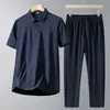 Novo Conjunto de Moda de Verão para Homens de Meia-Idade e Idosos: Conjunto de Duas Peças: Camisa Polo de Seda Gelada de Manga Curta e Calça de Seda Gelada