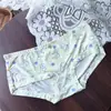 [80-120] 524 Seda de Hielo estampado lindo tiro bajo bolsa de ropa interior para mujer cadera con taladro ropa interior para mujer tiro bajo