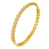 2025 Nuevo Anillo Pulsera de Lujo Accesible Color Dorado con Incrustaciones de Diamantes Forma de Semicírculo Pulsera de Cobre con Microincrustaciones para Mujeres Diseño de Nicho Ins