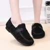 Sapatos de Pano Old Beijing Antiderrapantes com Solado Macio, Sapatos Quentes Forrados com Lã de Inverno para Mães de Meia-Idade e Idosas, Sapatos de Algodão Espessados para Calçar Facilmente