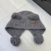 2025 Nuevo Gorro de Punto con Orejas de Oso de Peluche para Invierno Dulce y Lindo Cálido Baotou Sombrero Venta al por Mayor Corea
