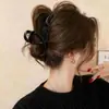 Presilha Onda Retro para Mulheres 2025 Nova Presilha de Cabelo de Alto Padrão para a Parte de Trás da Cabeça Grande Volume de Cabelo Presilha Tubarão Acessório de Cabeça