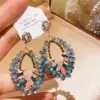 Pendientes de Flor de Perla con Circonita Incrustada de Diamantes de Lujo, Pendientes de Moda de Lujo Ligero y Gama Alta, Pendientes de Estilo Europeo y Americano con un Diseño de Nicho