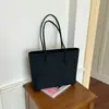 Bolsa de Moda de Gran Capacidad para el Trayecto del Estudiante Nueva para Mujer 2026 Bolso Tote Casual Simple Bolso de Hombro